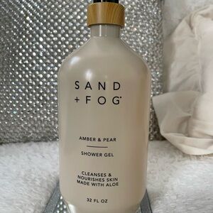 SAND + FOG Amber & Pear Shower Gel — Cream Bottle